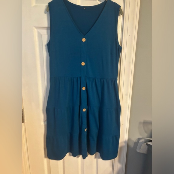 V-neck Tank Dress With Button Accents and Pockets Teal XL - Picture 1 of 4